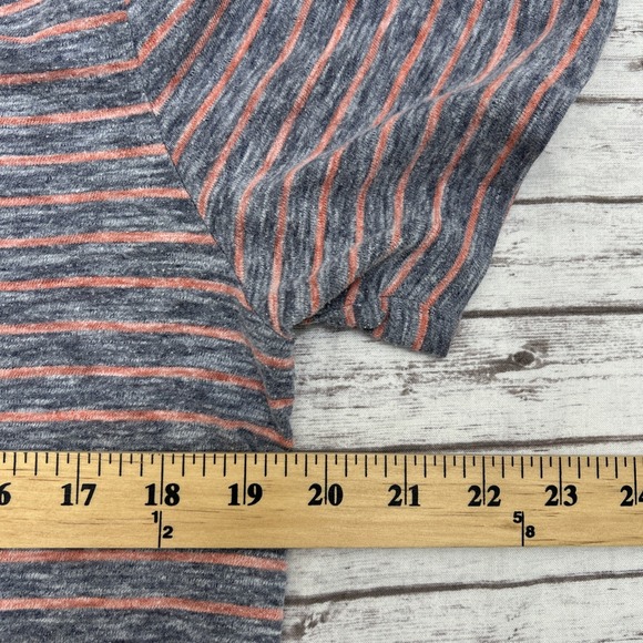 Faherty Shirt Men's Medium Gray Red Stripes Crewneck Cotton Blend Tee Casual - Picture 6 of 8